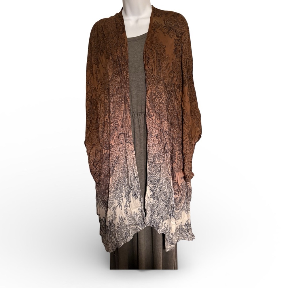 Altar'd State Women's Kimono